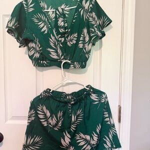 Green Leaf Print Two-Piece Set